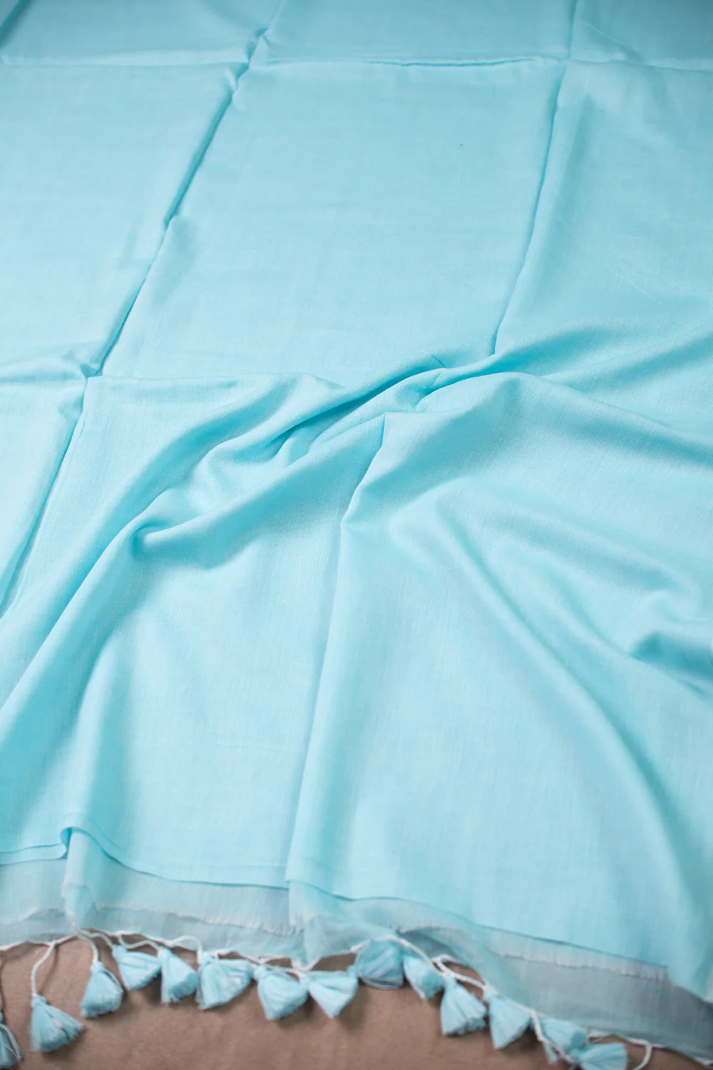 Cyan Blue - Plain Handwoven Mul Cotton saree - Image 3