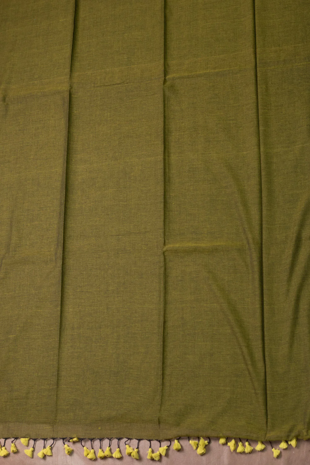 Dual Shaded Green Handwoven Mul Cotton saree - Image 2