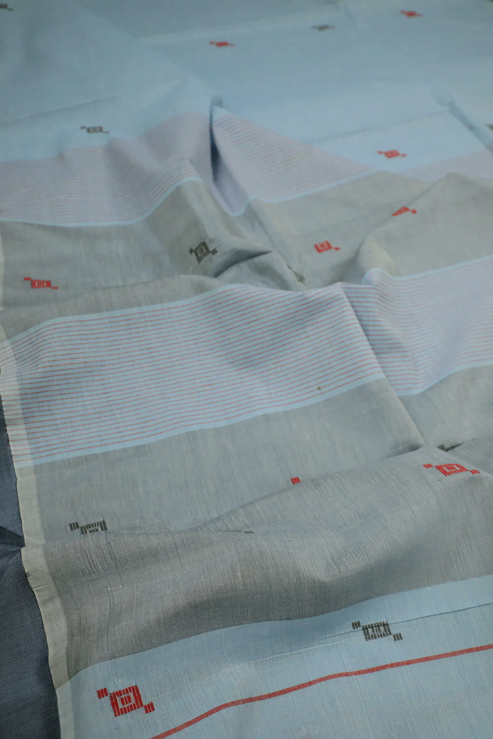 Ice Blue Handwoven Saree - Image 3