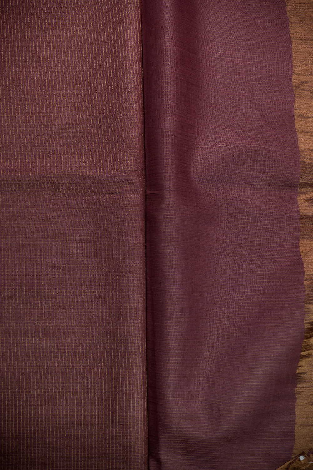 Golden Micro Checkered Handwoven Tussar saree - Image 4