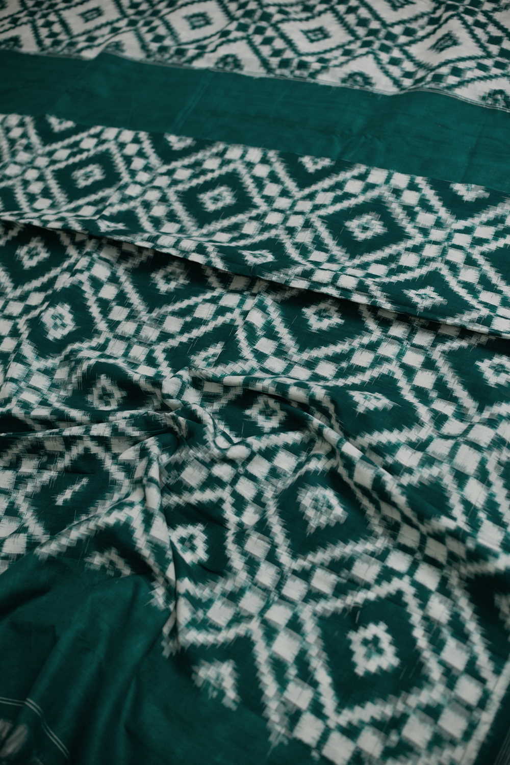 Green Designs on Cream Ikat Cotton saree - Image 3