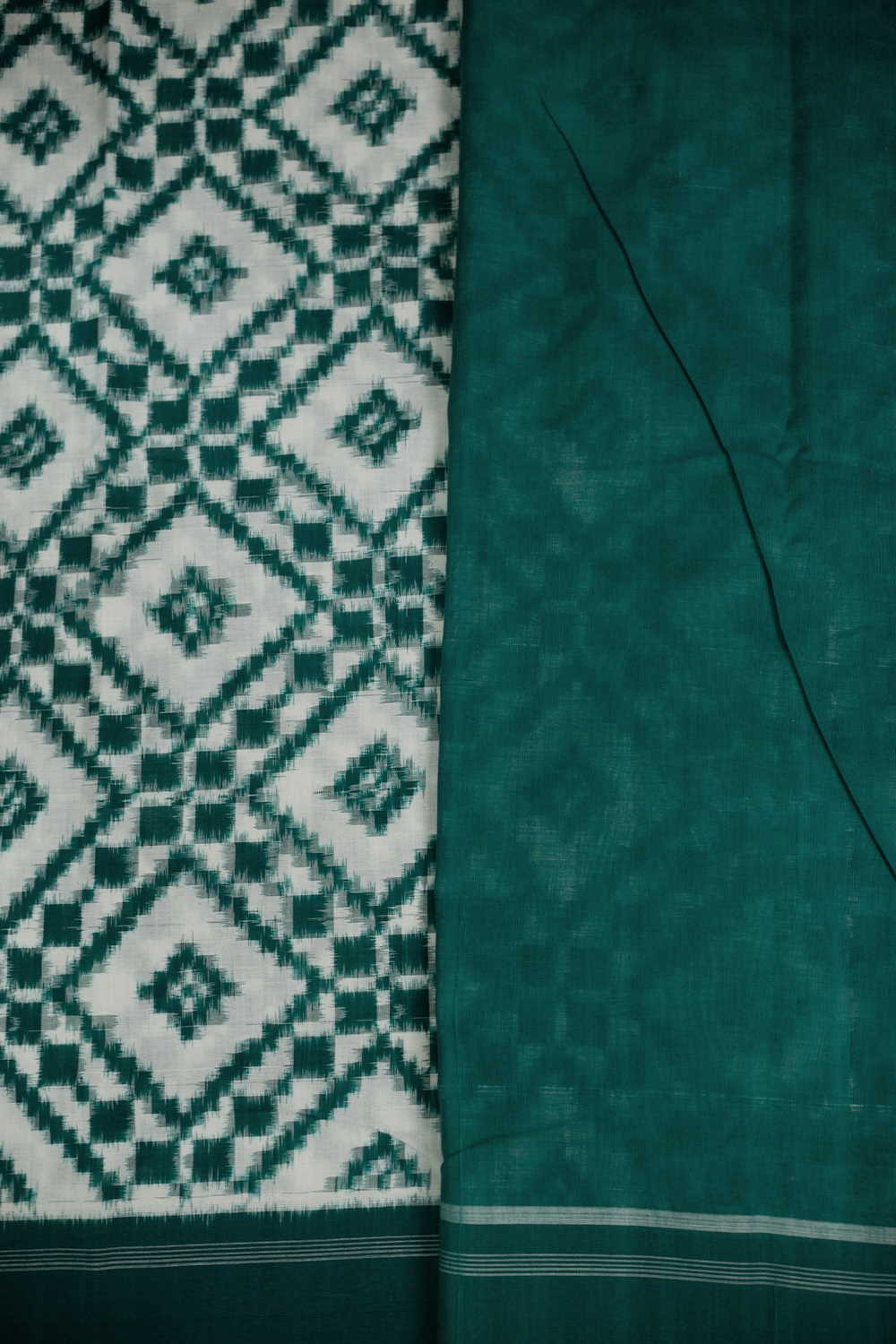 Green Designs on Cream Ikat Cotton saree - Image 4