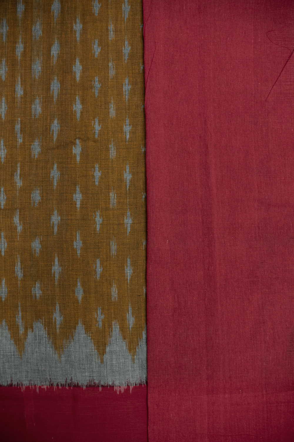 Grey Dots on Yellow Ikat Cotton saree - Image 4