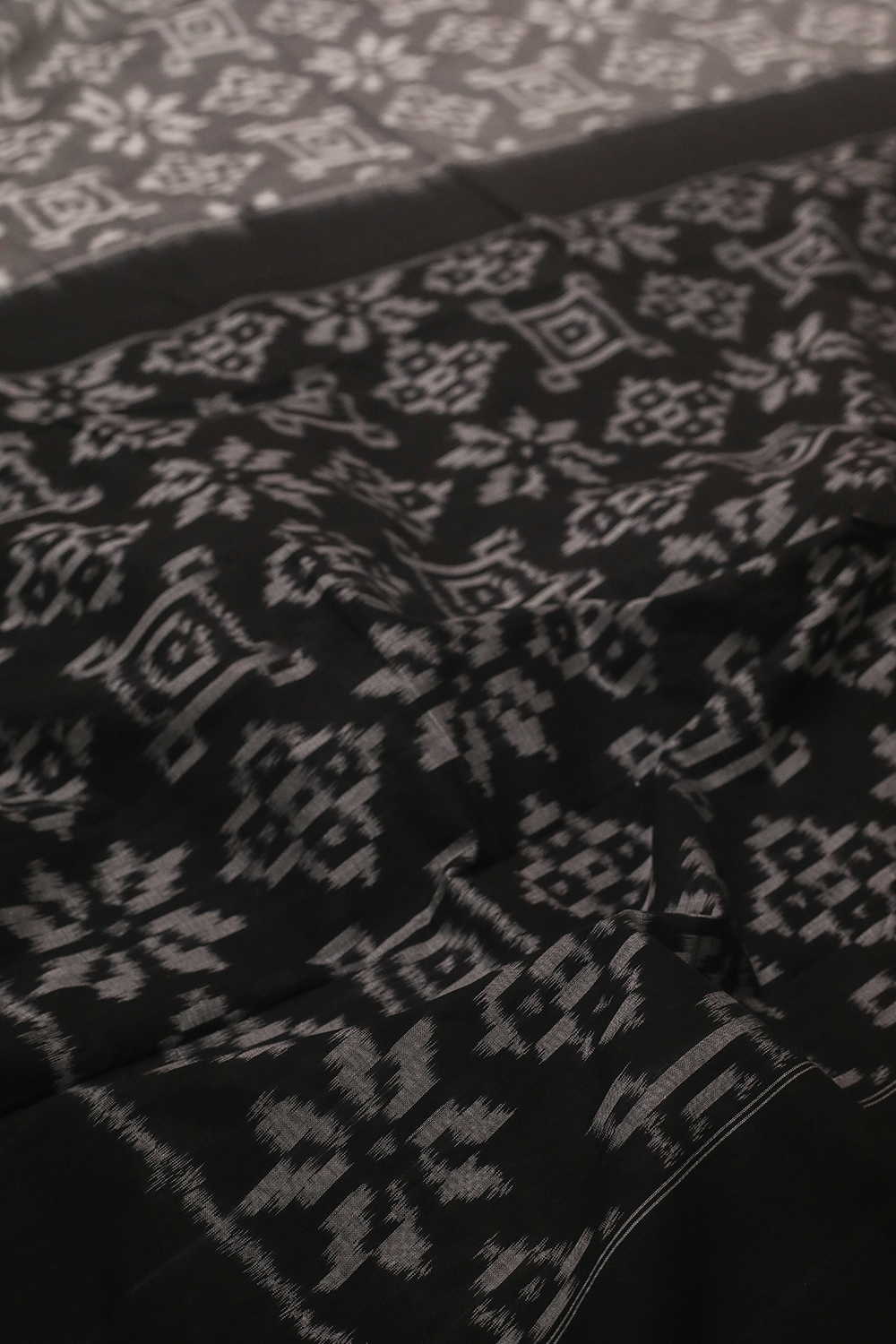 Grey with Black Border Ikat Cotton saree - Image 3