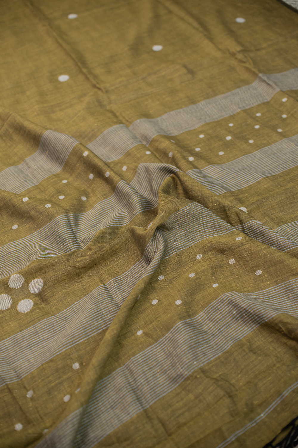Buttas on Blackish Yellow Jamdani Cotton Dupatta - Image 3