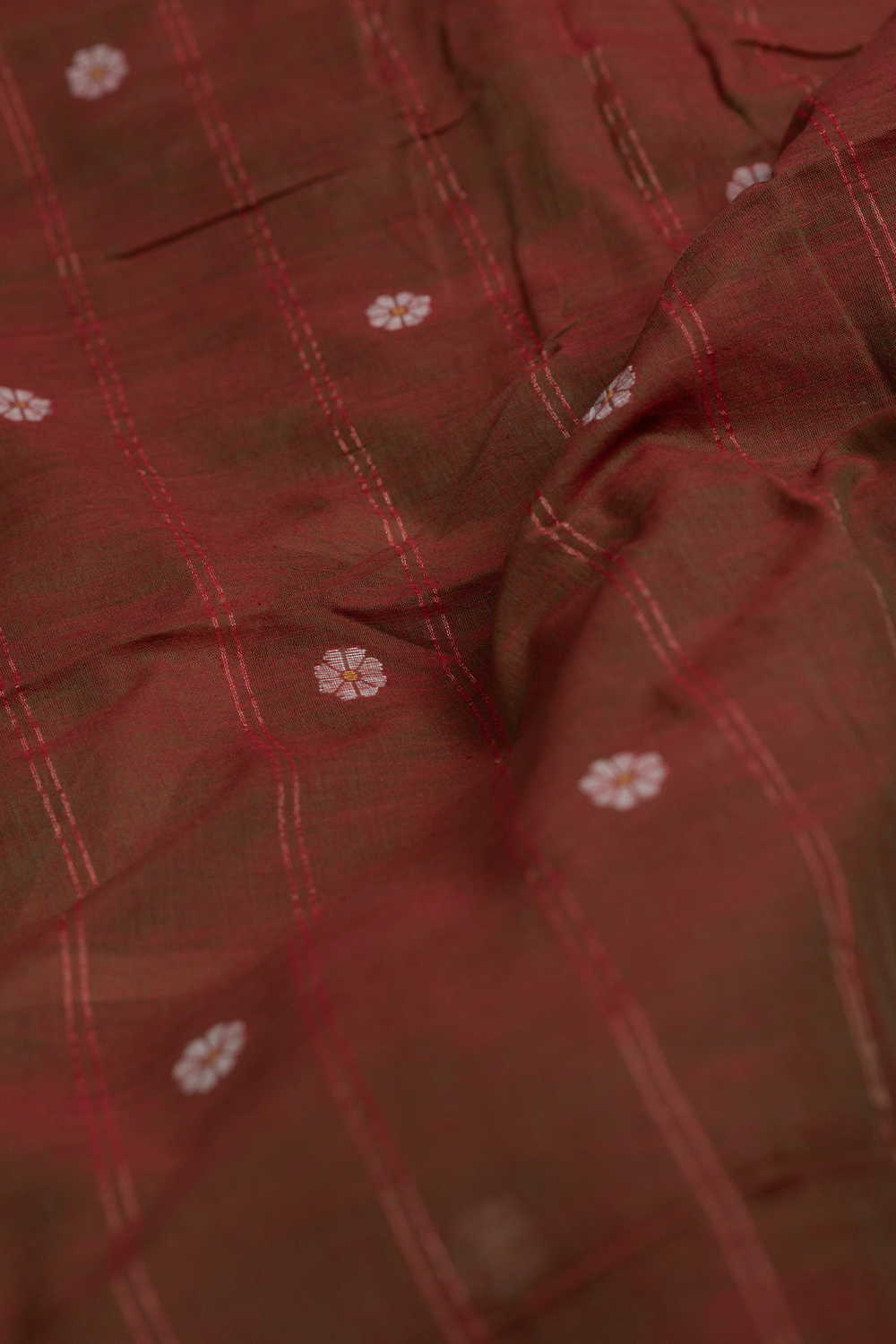 Dual Shaded Orange Jamdani Cotton Fabric - Image 3