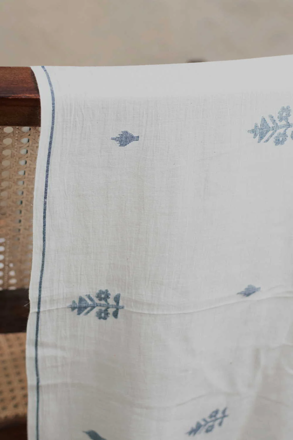 Floral Butta on Cream Jamdani Cotton Fabric - Image 2