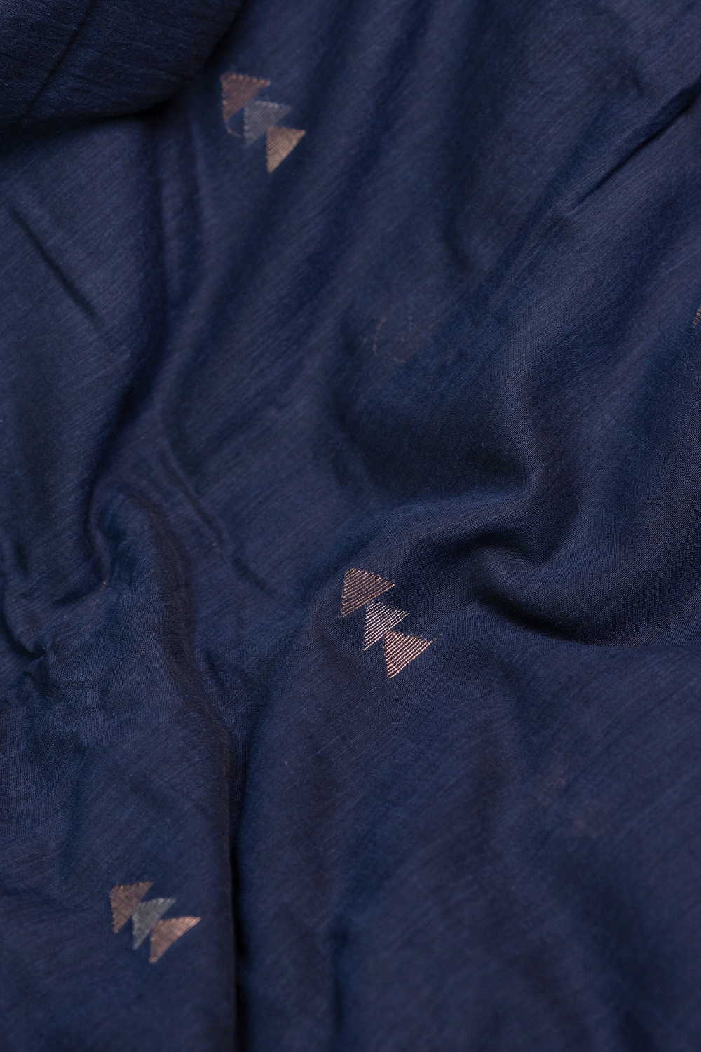 Zari Arrow Butta Jamdani Cotton Fabric - Image 3