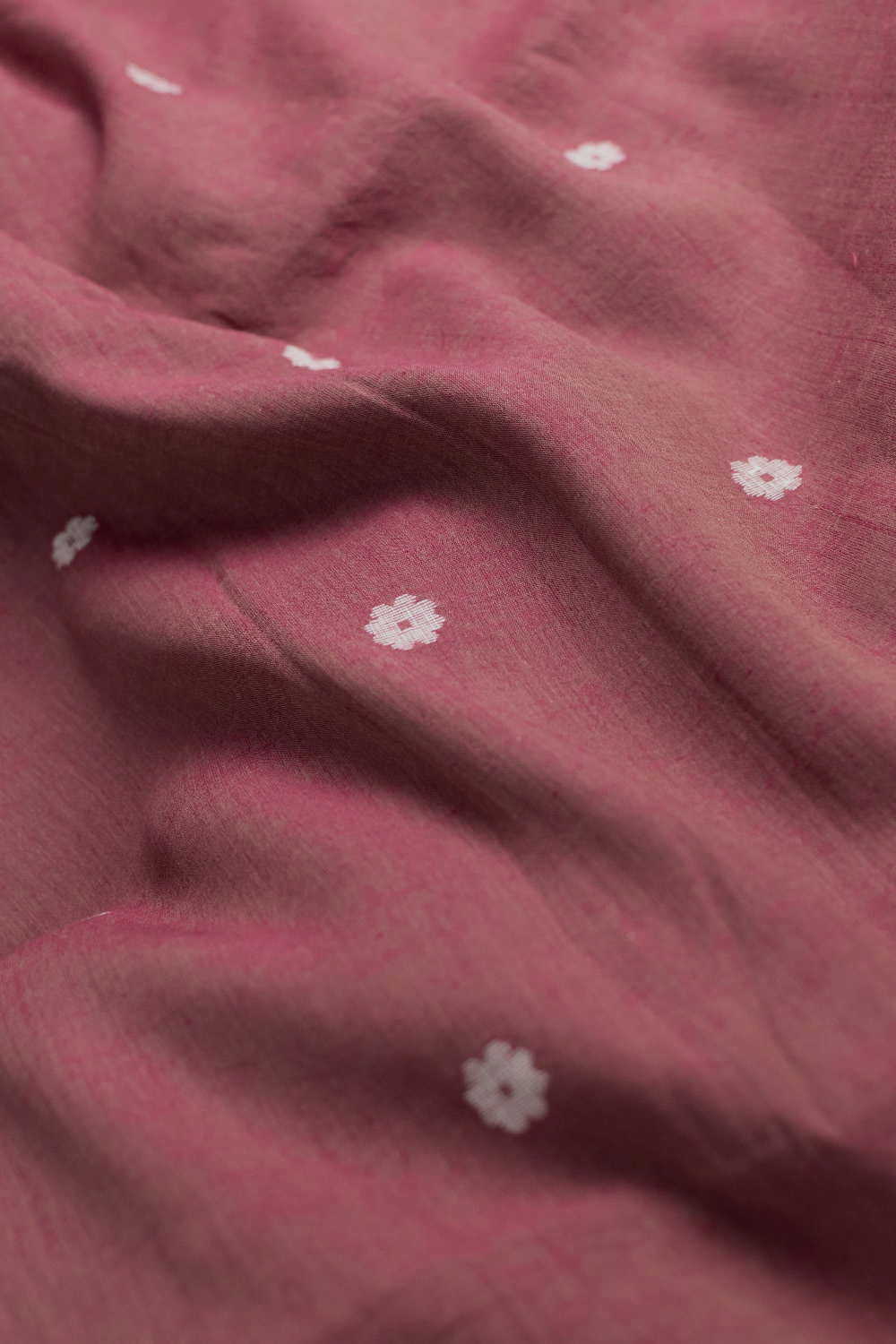 Dual Shaded Maroon Jamdani Cotton Fabric - Image 3