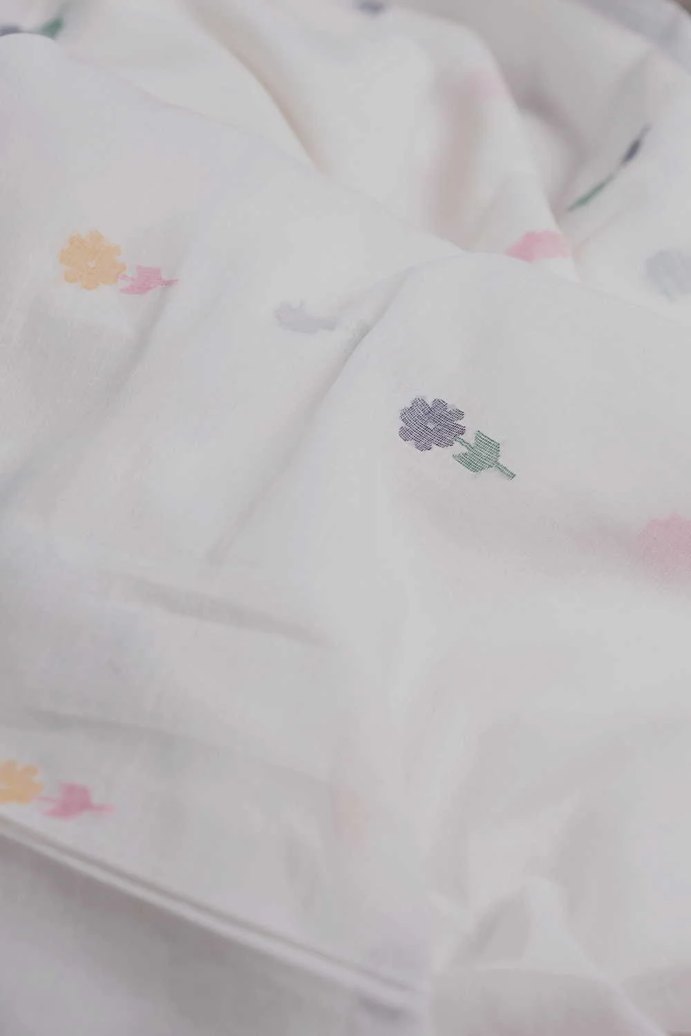Blooming Daisies Jamdani Cotton Fabric - Image 2