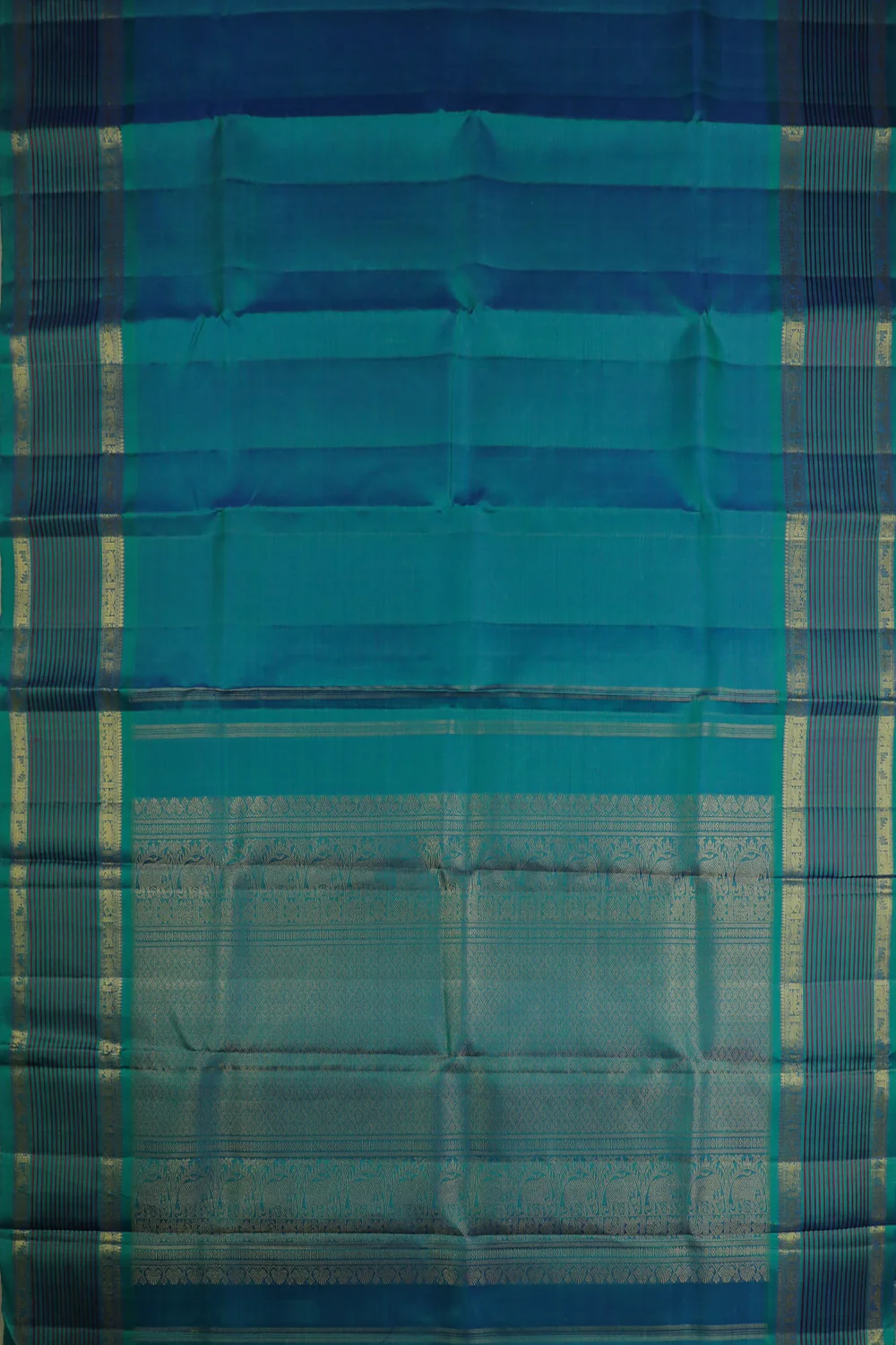 Safire Blue Kanchipuram Silk Saree - Image 2