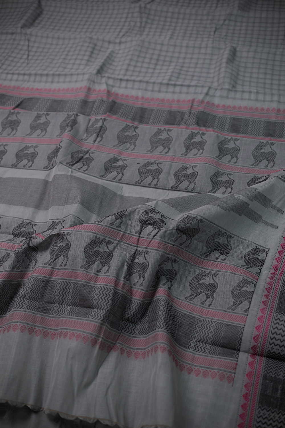 Grey with Checks Kanchipuram Cotton saree - Image 3