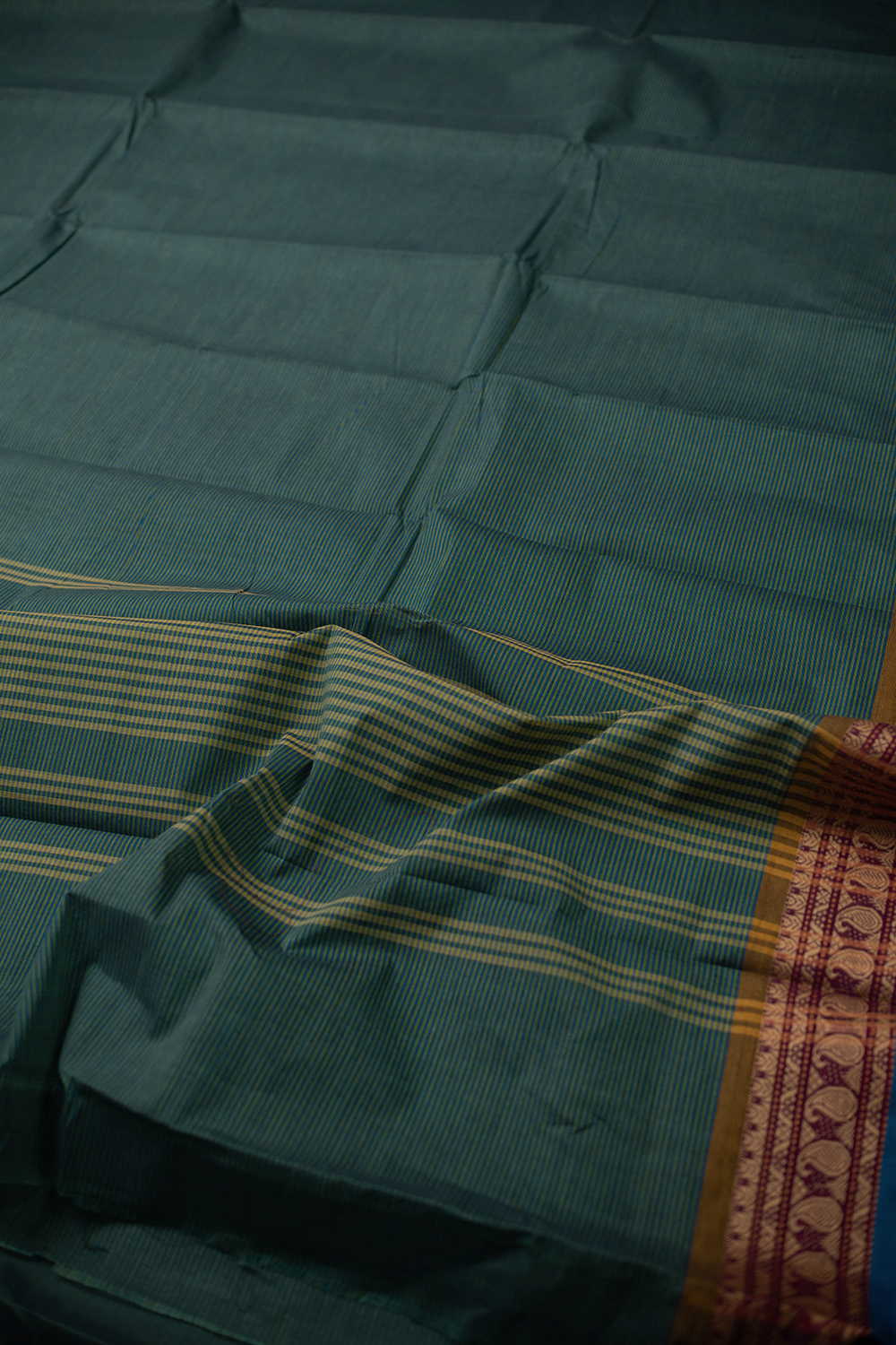 Thin Stripe on Green Kanchipuram Cotton saree - Image 3