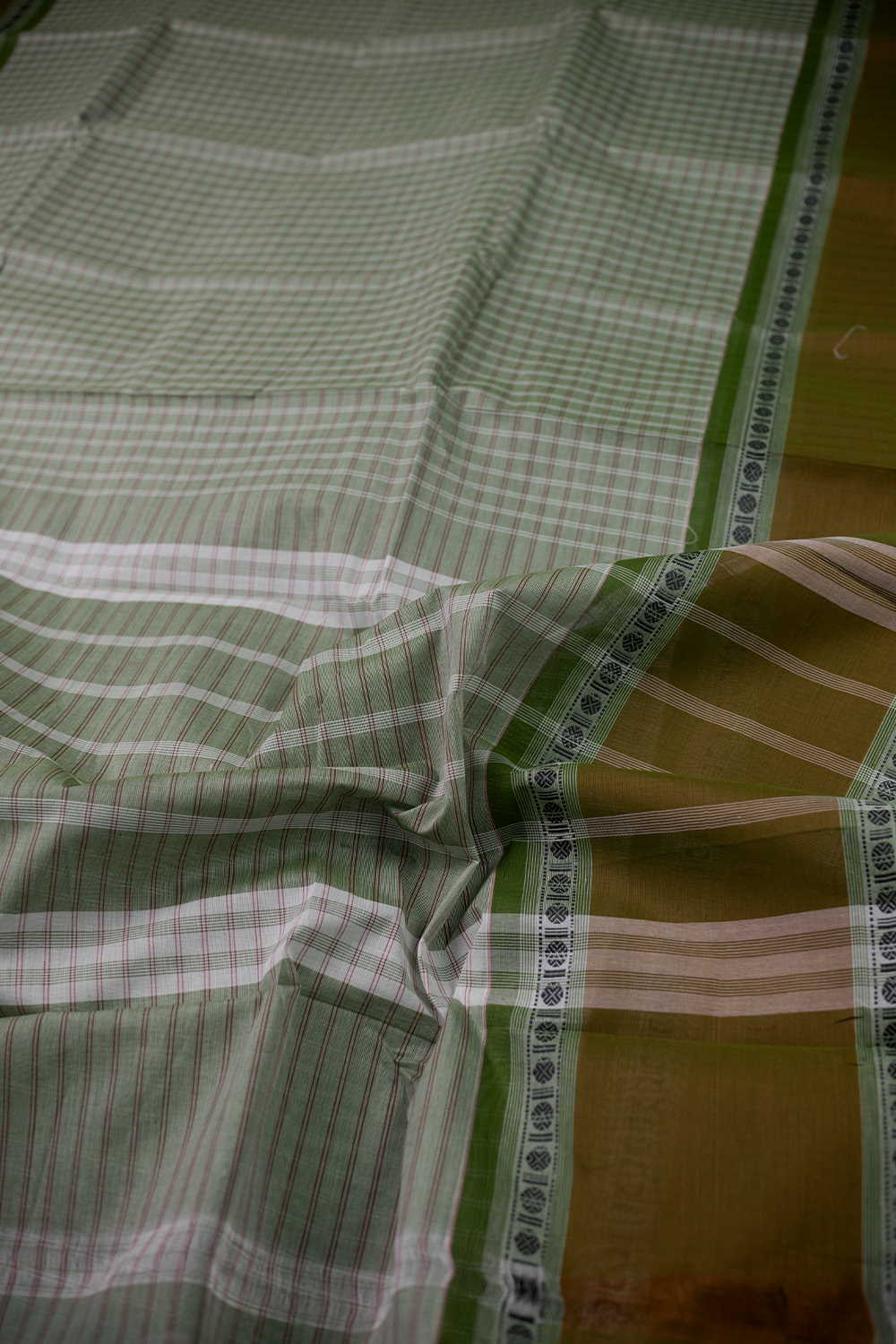 Creamy Green Kanchipuram Cotton saree - Image 3
