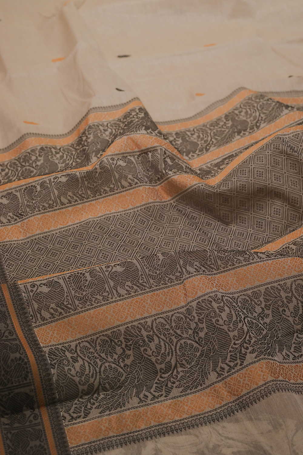 Ivory Cream Kanchipuram Cotton saree - Image 3