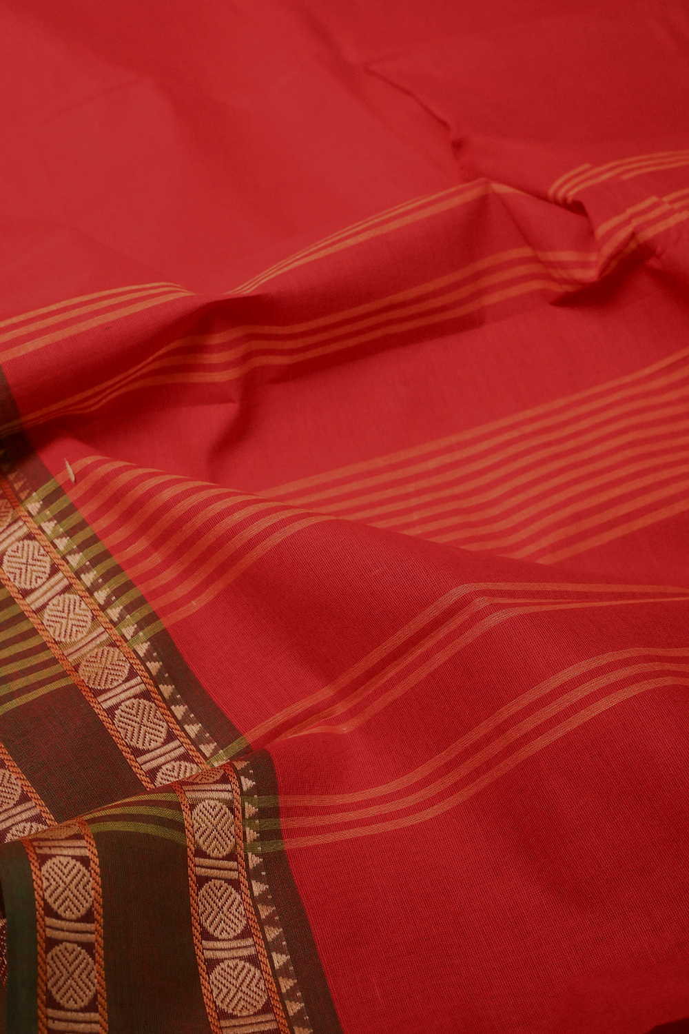 Scarlet Red Kanchipuram Cotton saree - Image 2