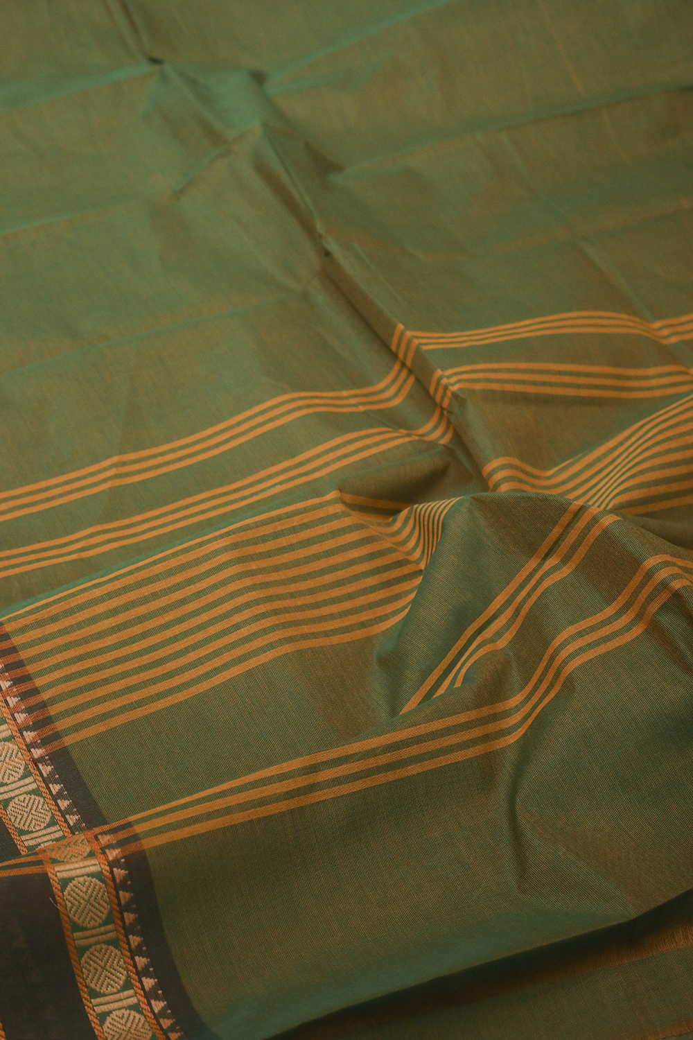 Pickle Green Kanchipuram Cotton saree - Image 2