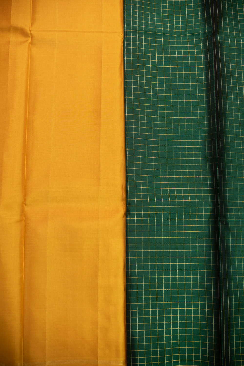 Plain Yellow with Green Pallu Kanchipuram Silk saree - Image 4