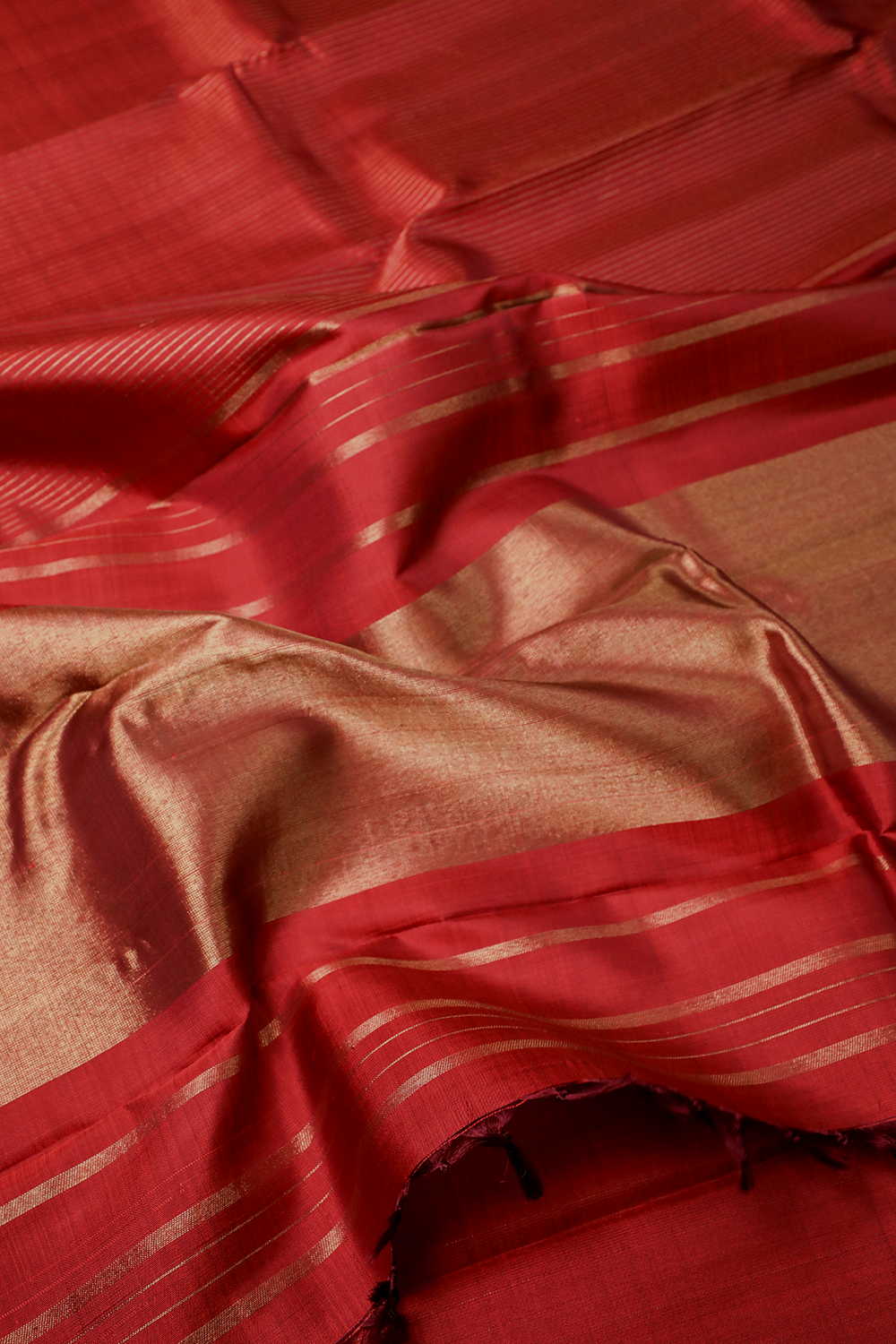 Scarlet Maroon with Zari Stripe Thirubhuvanam Silk saree - Image 3