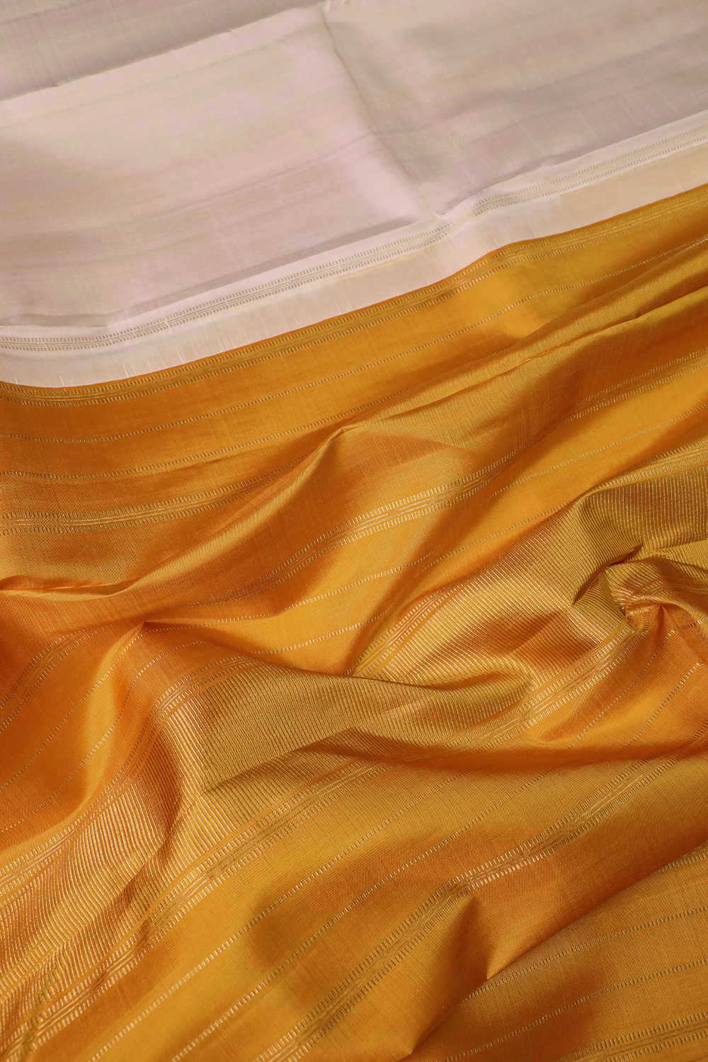 Cream with Yellow Pallu Kanchipuram Silk saree - Image 3
