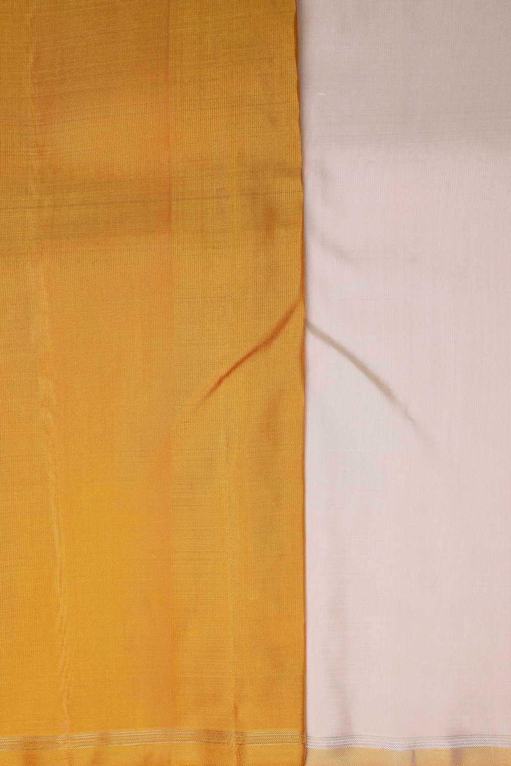 Cream with Yellow Pallu Kanchipuram Silk saree - Image 4