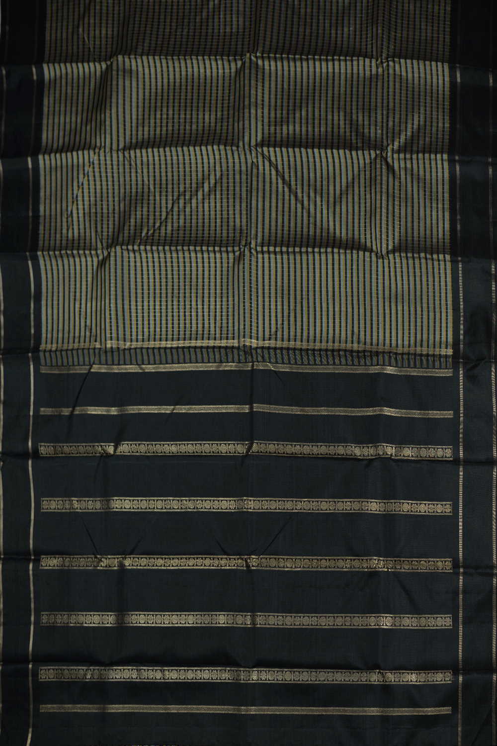 Tri Colored Checks Kanchipuram Silk saree - Image 3