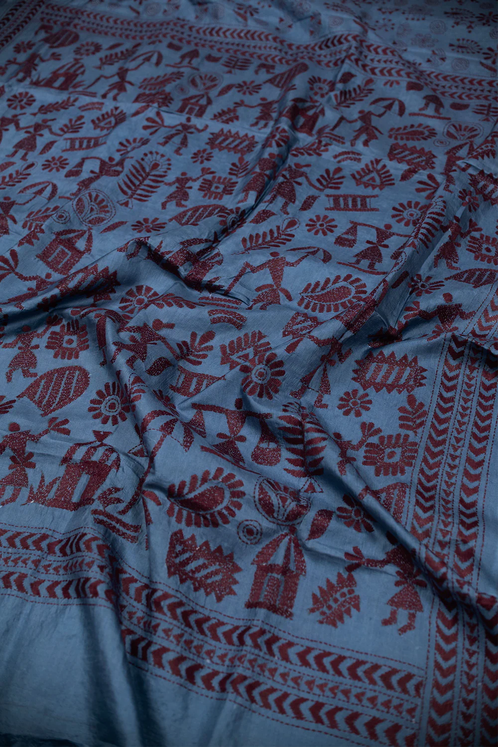 Maroon Motifs on Blue Kantha Tussar saree - Image 3