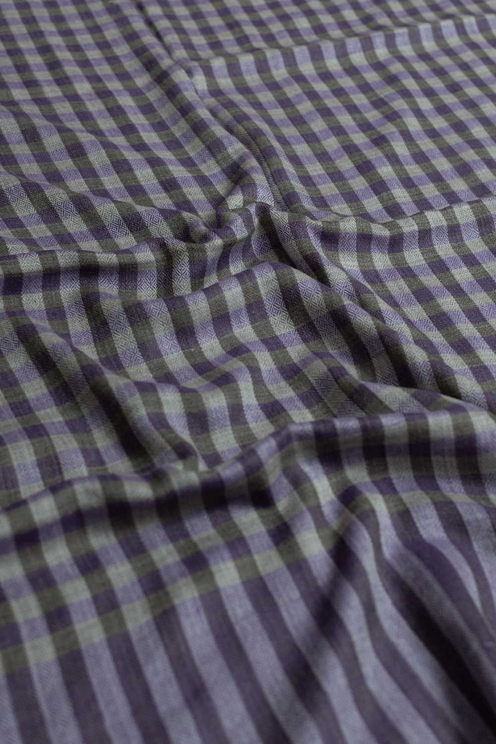 Checkered Design Kashmir Woolen Stole - Image 3