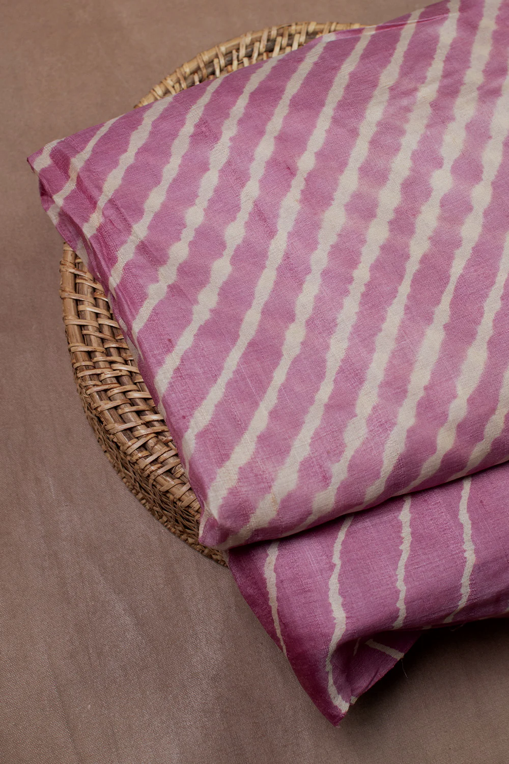 Pink Leheriya Tussar Fabric - Image 2