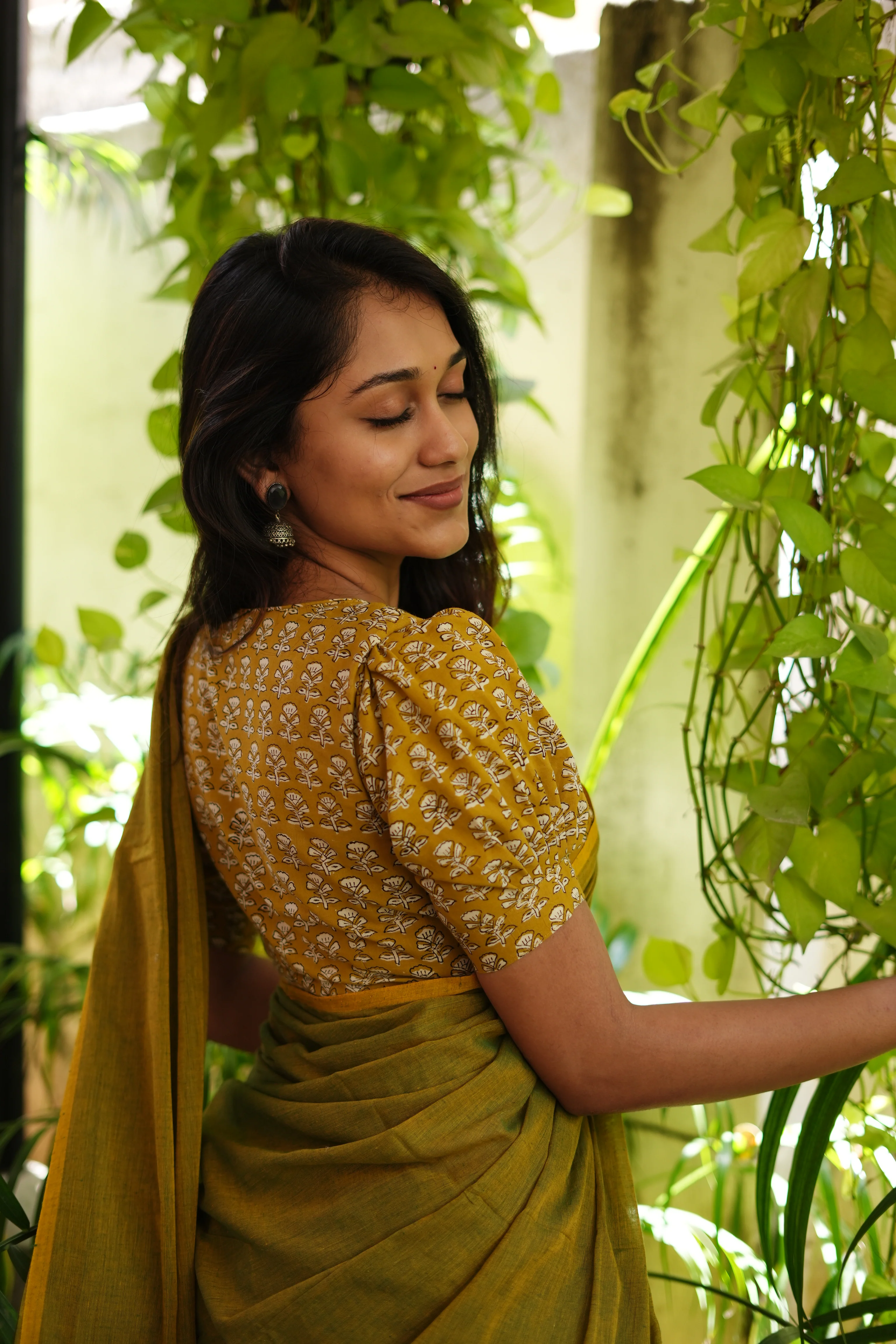 Madhuram - Blouse Pattern 4 - Image 4