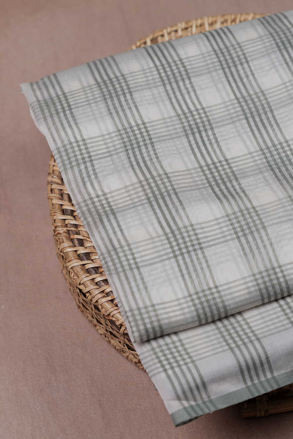 Classic Grid Pattern Maheshwari Silk Cotton Fabric - Image 3
