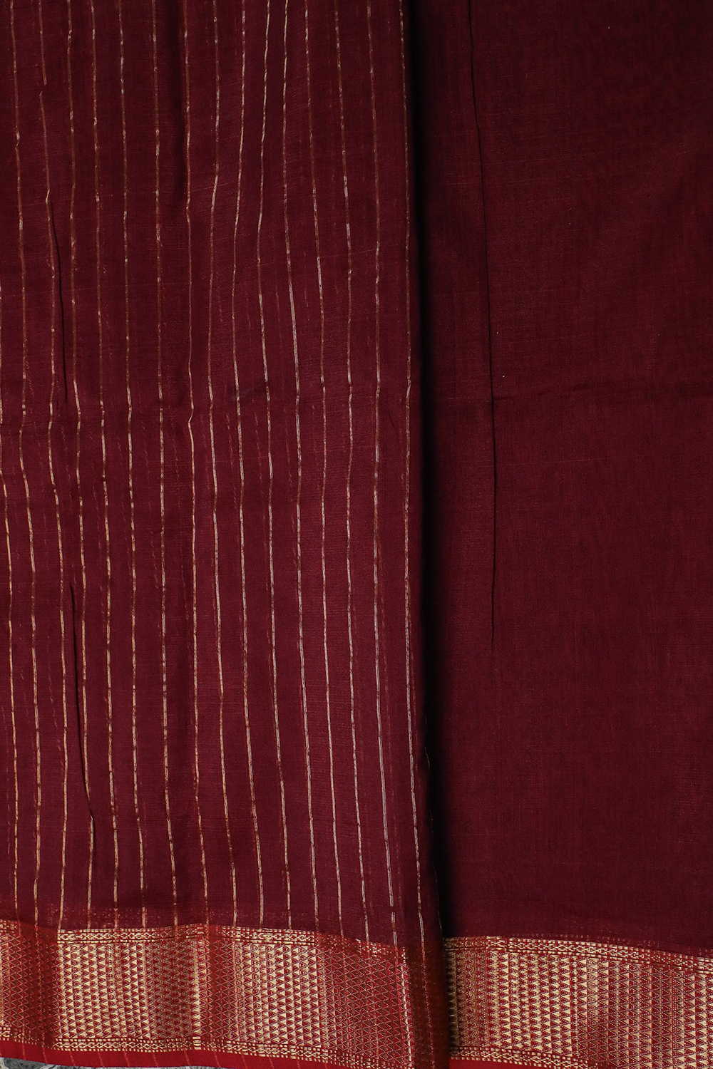 Burgundy Maroon Maheshwari Silk Cotton Saree - Image 4