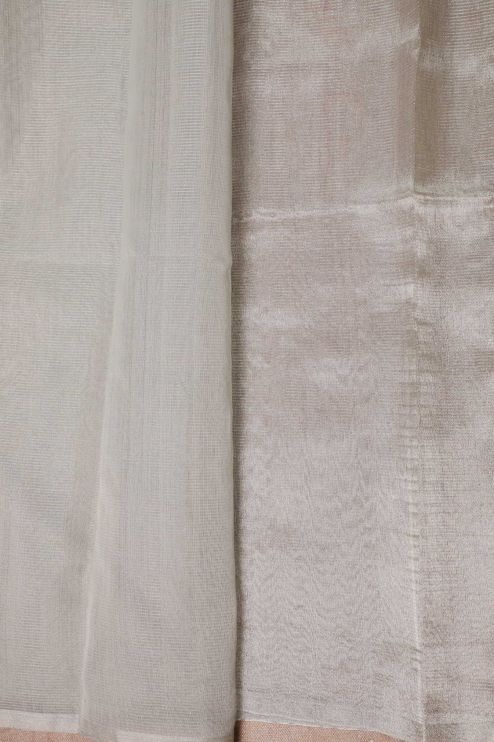 Silver Tissue Silk Maheshwari Saree - Image 4
