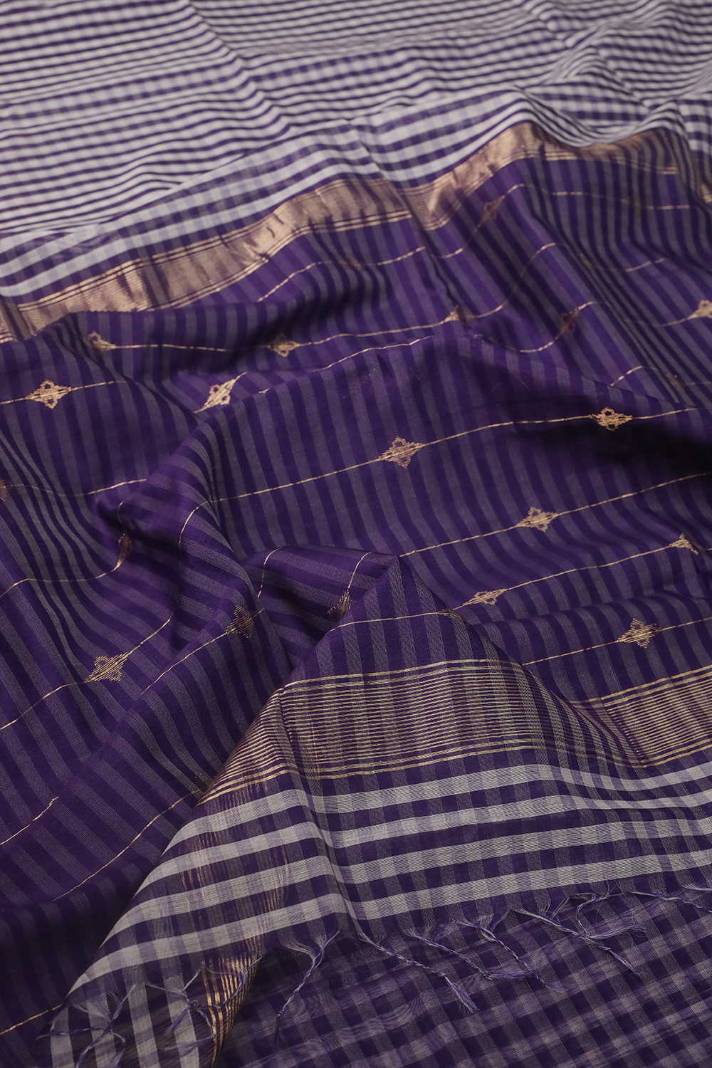 Purple & Cream Checks Maheshwari Silk Cotton saree - Image 3
