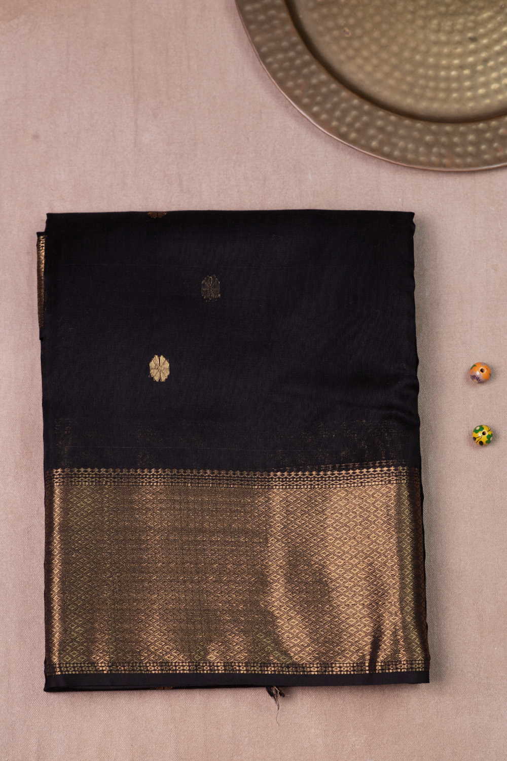 Diamond Zari Border on Black Maheshwari Silk Cotton saree