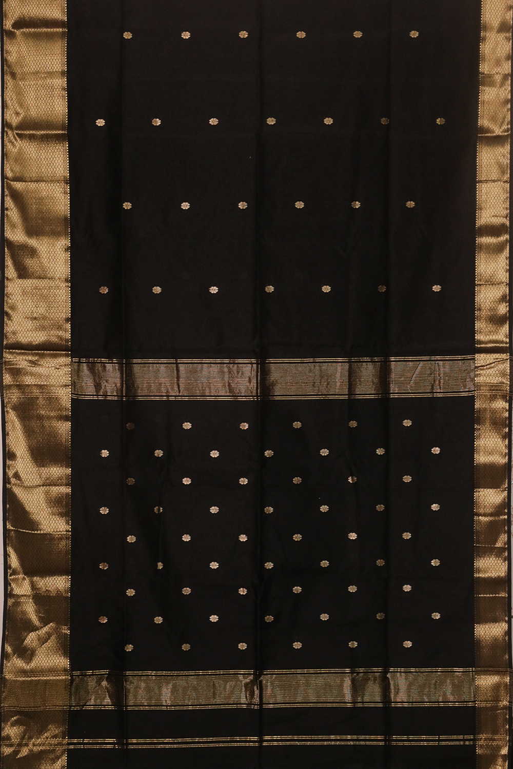 Diamond Zari Border on Black Maheshwari Silk Cotton saree - Image 2