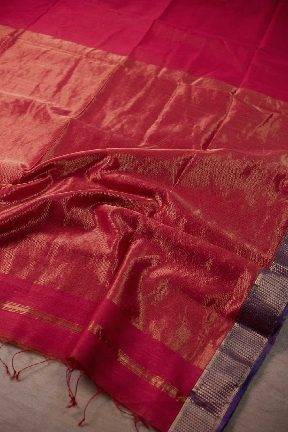Pink with Purple Zari Border Maheshwari Silk Cotton saree - Image 3