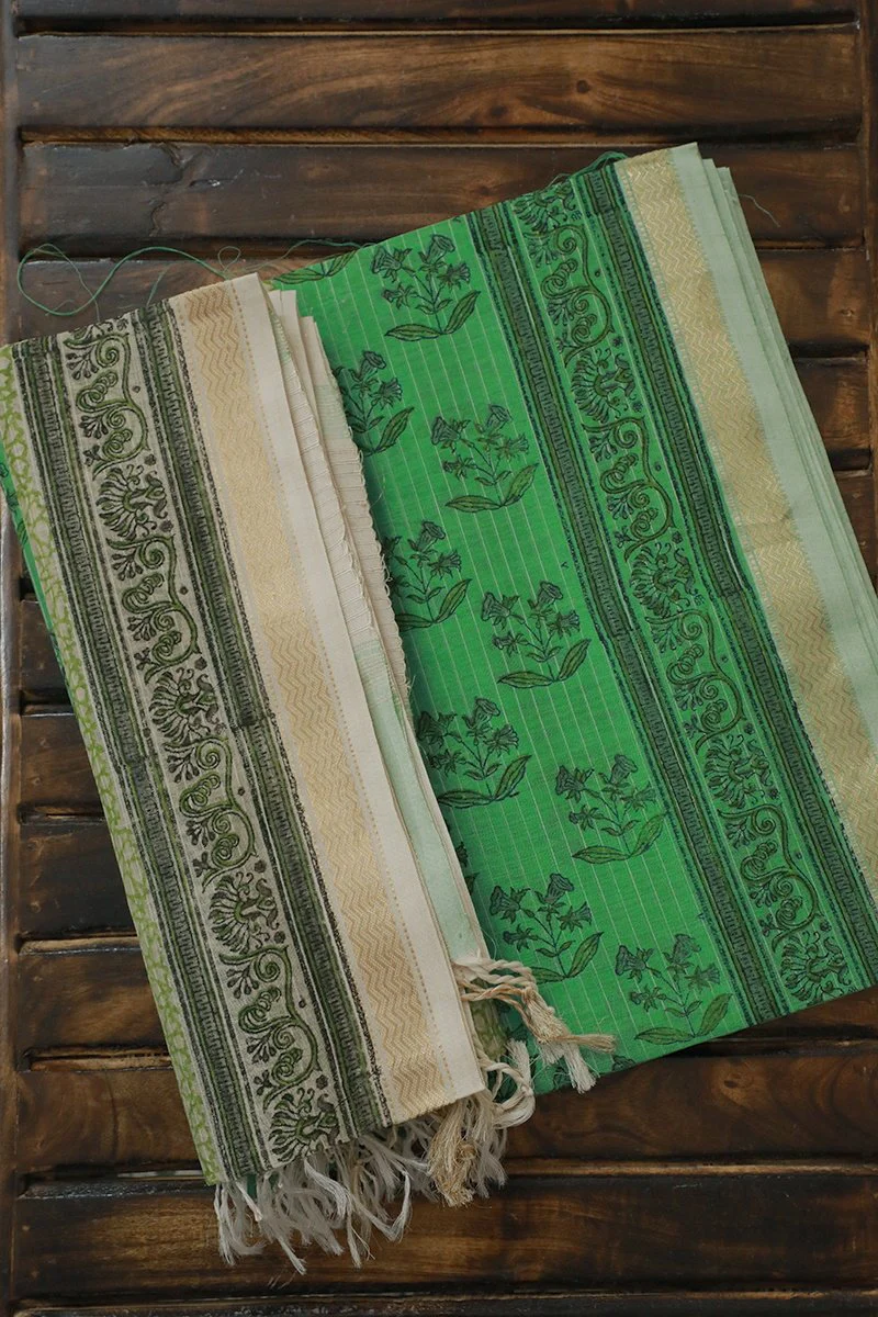 Green textured Stripes Maheshwari Silk Cotton Top & Dupatta