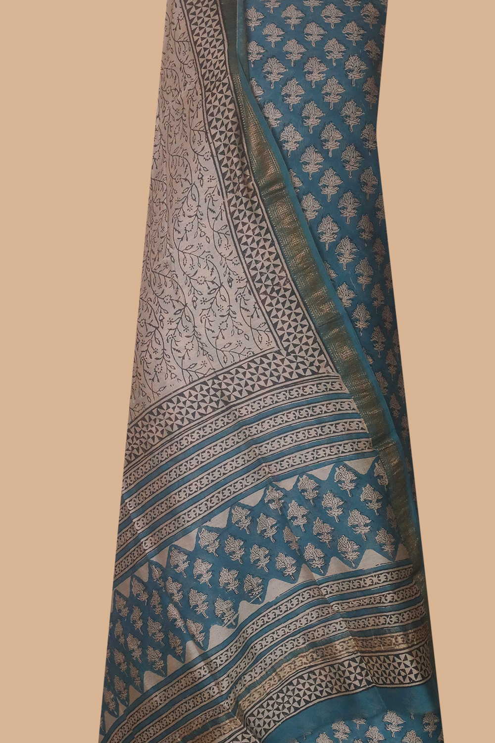 Blue with Buttas Maheshwari Silk Cotton Suit - Image 2