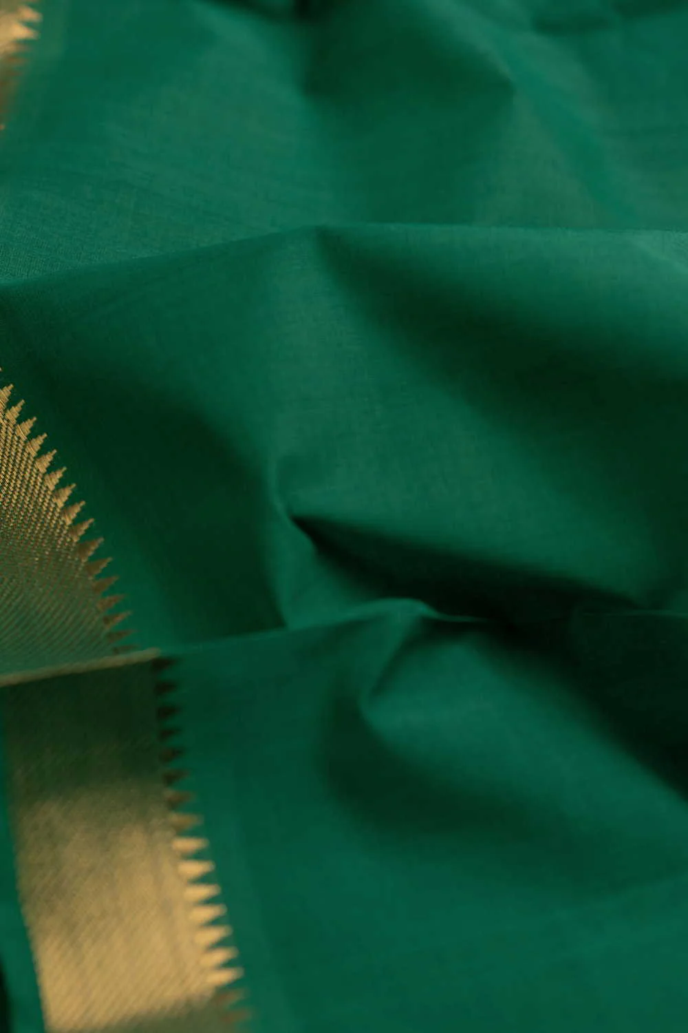 Forest Green Mangalagiri Border Cotton Fabric - Image 3