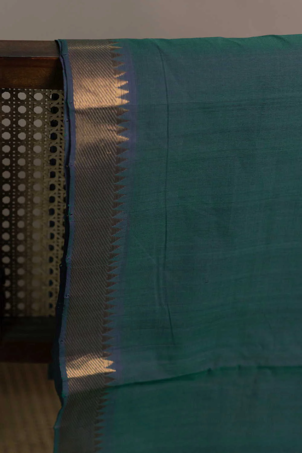 Twin Shaded Green Mangalagiri Border Cotton Fabric - Image 3