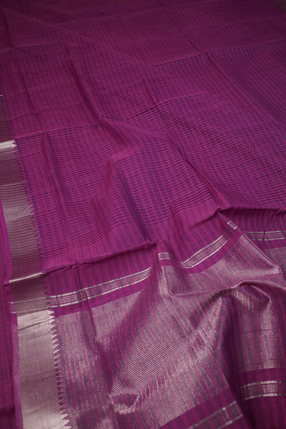 Magenta Pink Mangalagiri Cotton saree with Zari Border - Image 3