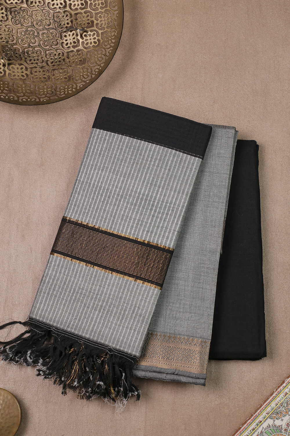 Light Grey Mangalagiri Cotton Suit - Image 3