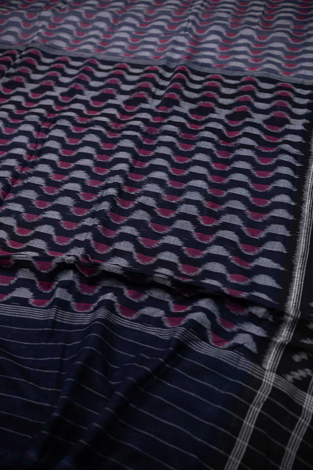Grey with Black Border Orissa Ikat Cotton saree - Image 3