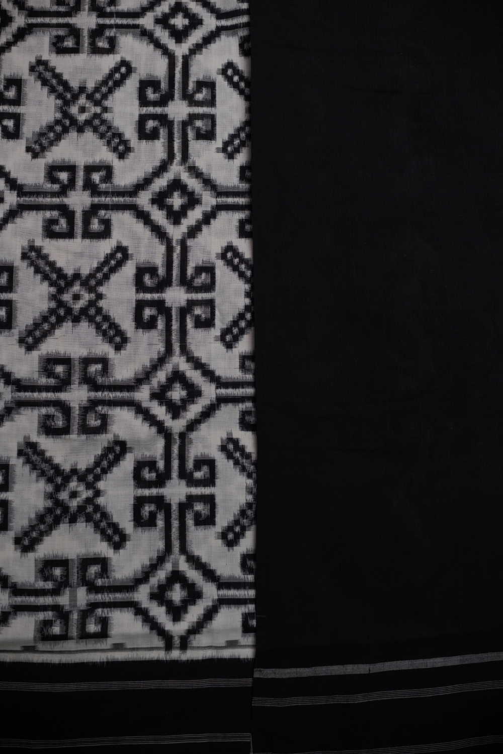 Heritage Mosaic with Black Border Telia Rumal Cotton Saree - Image 4
