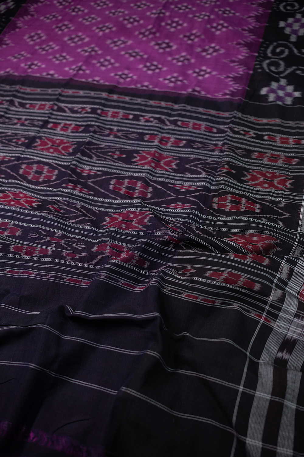Dark Pink Orissa Ikat Cotton saree - Image 3