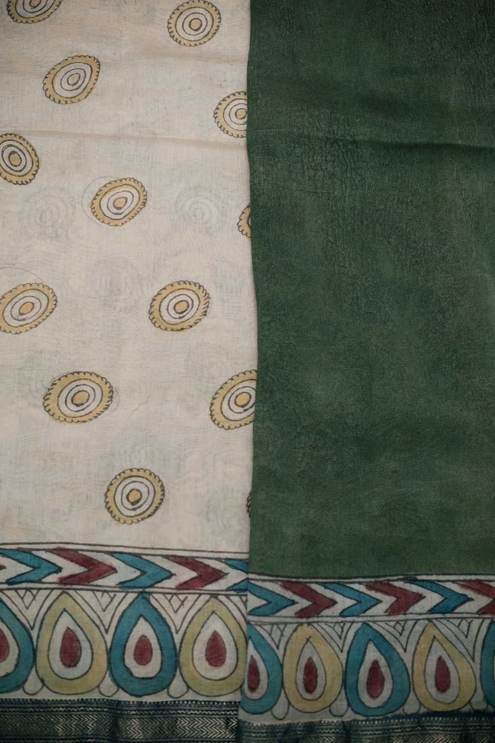 Beige Cream Painted kalamkari Maheshwari saree - Image 4