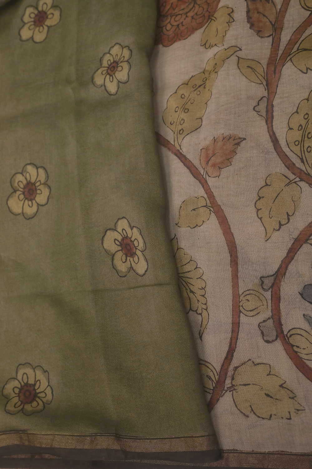 Ethnic Narrative Floral Painted kalamkari Silk Cotton saree - Image 4