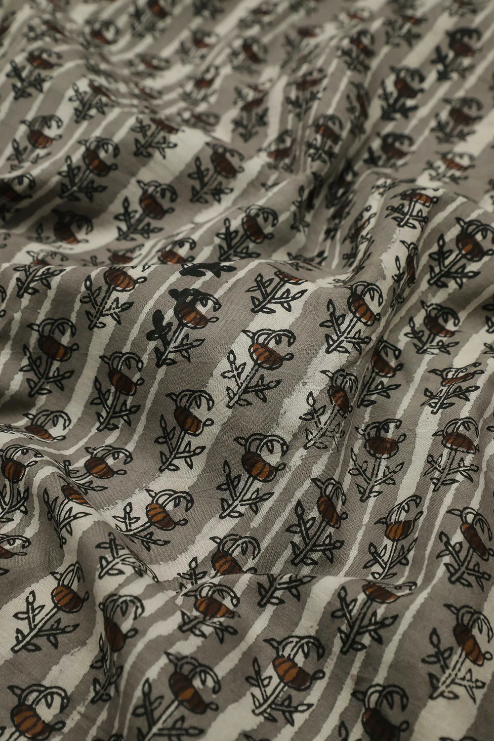 Grey Block Printed Cotton Fabric - 2m - Image 2