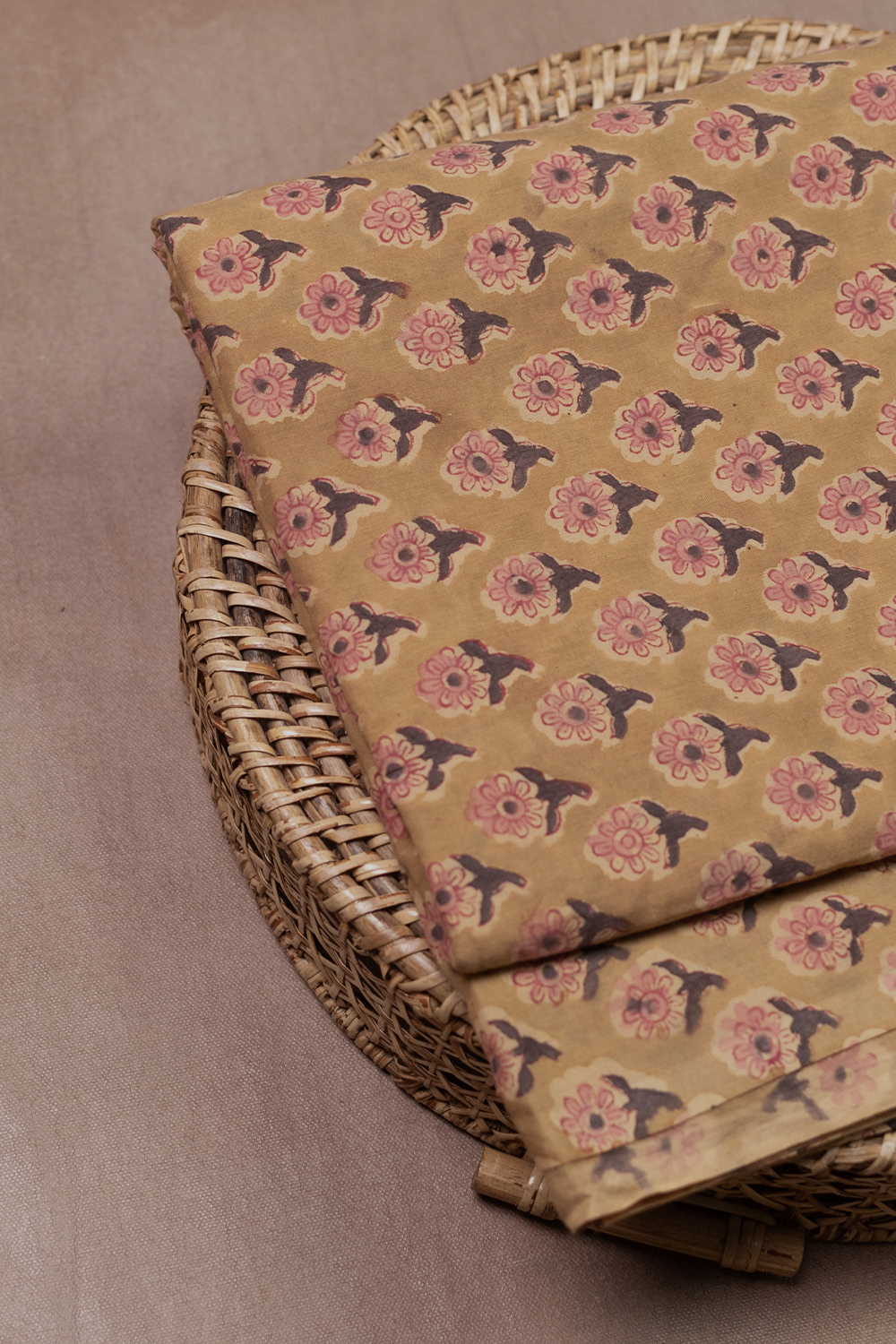 Rustic Bloom - Beige Sanganeri Cotton Fabric - 1.9m - Image 3